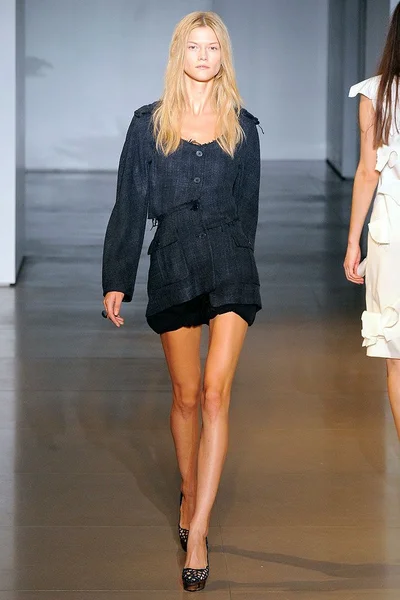 Look 2
